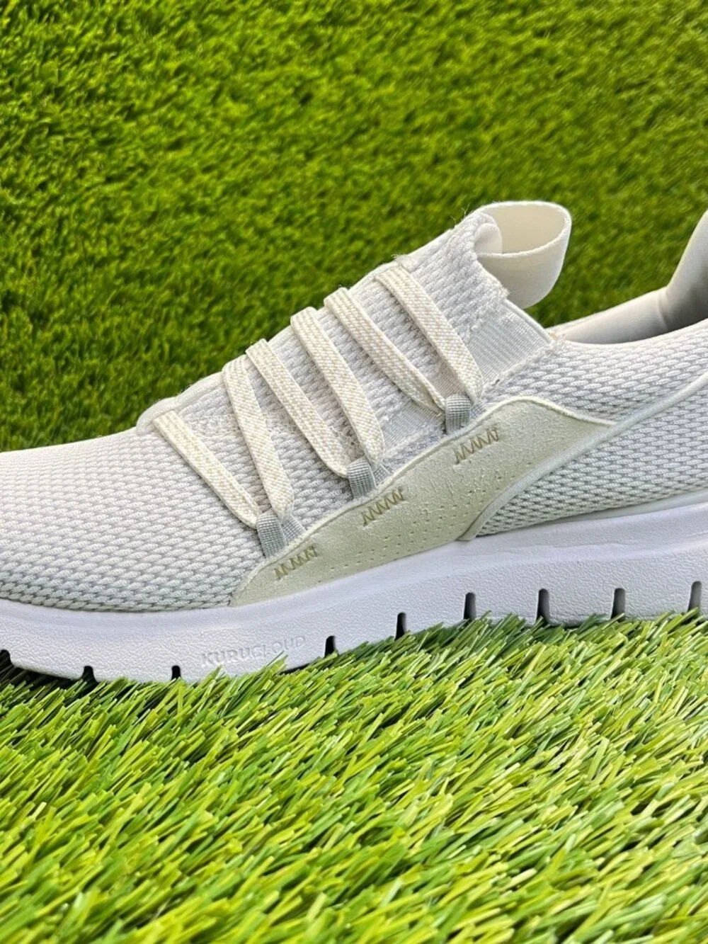 Kuru Flex Womens Size 8.5 White Athletic Running Walking Slip-On Shoes Sneakers_2